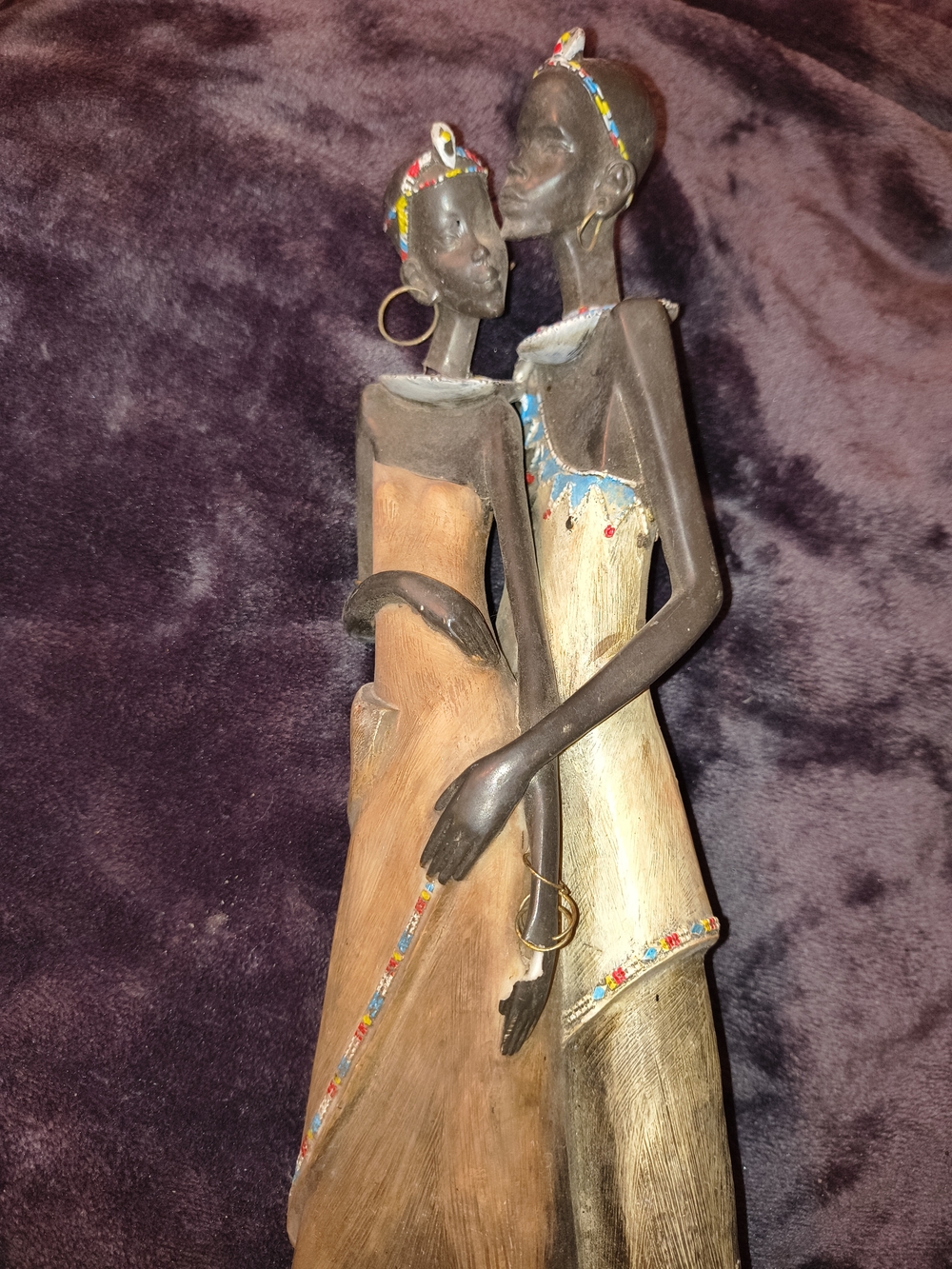 2 Handcrafted African Couple Resin Sculpture in Brown and Cream